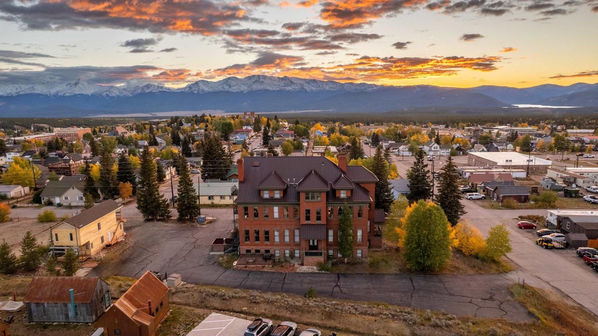 Beautiful Mountain Views In Iconic Building Βίλα Leadville Εξωτερικό φωτογραφία